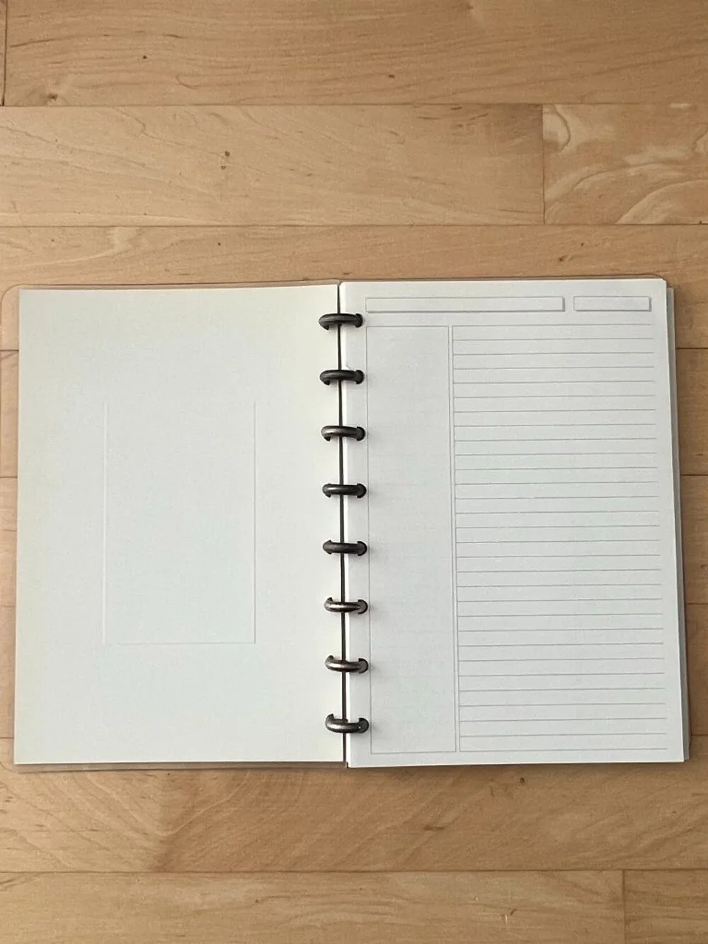 LEVENGER | Circa Discbound Desk Punch and Notebooks